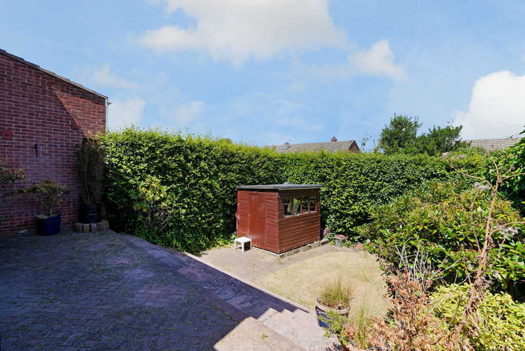 Chestnut Close